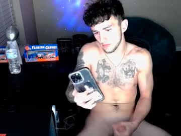 Travishupp1 Chaturbate stream image from February 19, 2025