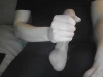 Dillydill789 Chaturbate stream image from February 19, 2025