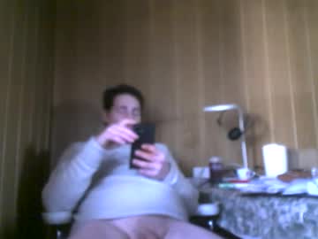 Jjellyb28 Chaturbate stream image from February 19, 2025
