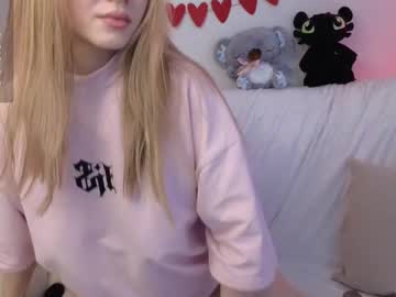 Lacy_Wow Chaturbate stream image from February 19, 2025