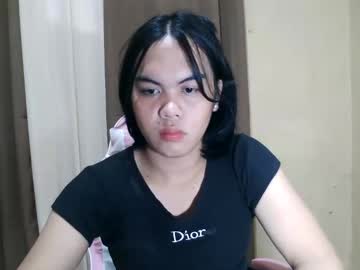 Pretty_Pia18 Chaturbate stream image from February 19, 2025