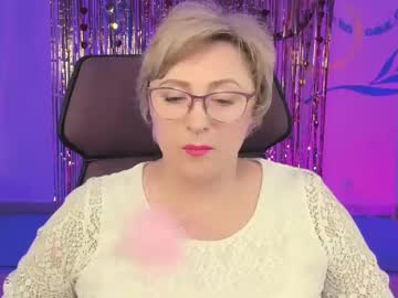 Sugarvi Chaturbate stream image from February 19, 2025