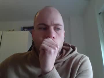 Em259259 Chaturbate stream image from February 19, 2025