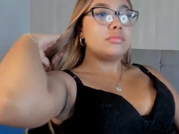 Emmily_Evans69 Chaturbate stream image from February 19, 2025