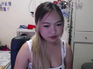 Julia_Starr06 Chaturbate stream image from February 19, 2025