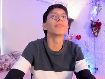 Alexandersawyer_ Chaturbate stream image from February 19, 2025