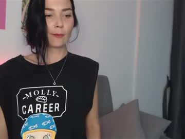 Blackfoxy3 Chaturbate stream image from February 19, 2025