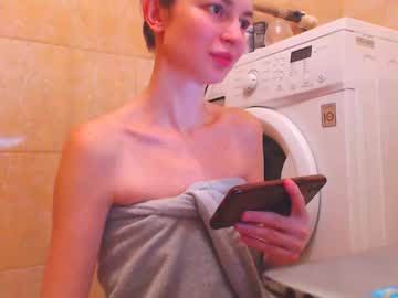 Candyjesx Chaturbate stream image from February 19, 2025
