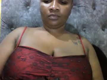 Goodbitch2025 Chaturbate stream image from February 19, 2025