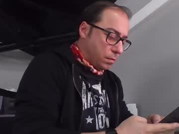 Javelin83 Chaturbate stream image from February 19, 2025