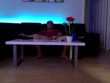 Assluv11 Chaturbate stream image from February 19, 2025