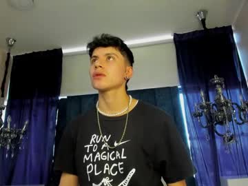 Chrisdamico_ Chaturbate stream image from February 19, 2025