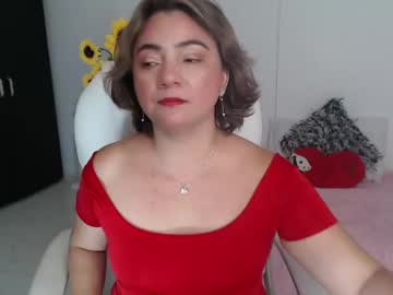 Lilly_Milf Chaturbate stream image from February 19, 2025