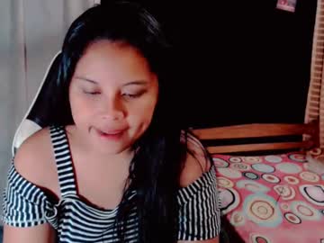 Thalie_Mae Chaturbate stream image from February 19, 2025