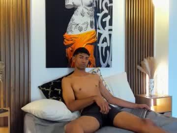 Tony_Menendez Chaturbate stream image from February 19, 2025