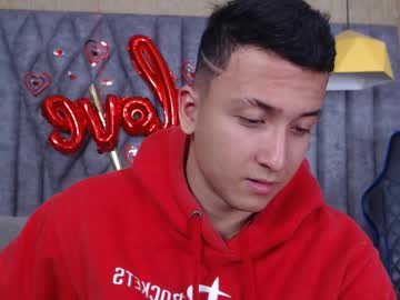 Brandoncolee Chaturbate stream image from February 19, 2025