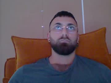Goditiilmomento Chaturbate stream image from February 19, 2025