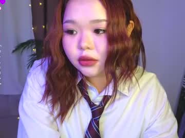 Kira_Wishper Chaturbate stream image from February 19, 2025