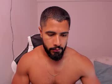 Santiago_Huntt Chaturbate stream image from February 19, 2025