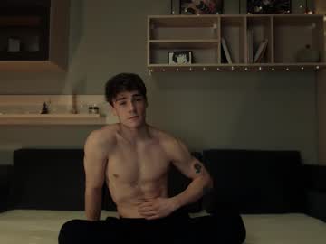 Taziro Chaturbate stream image from February 19, 2025