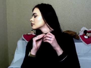 Kira_Dream_ Chaturbate stream image from February 19, 2025