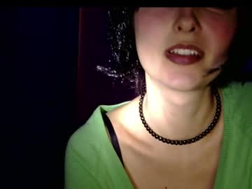 Lilyxsky stream image from February 19, 2025