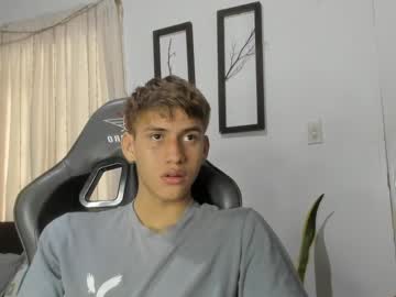 Miguel_Hz Chaturbate stream image from February 19, 2025