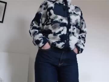 Ocean_Eyess_ Chaturbate stream image from February 19, 2025