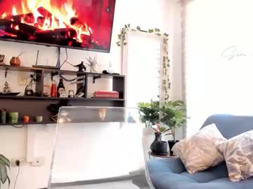 Sara_Lauren1 Chaturbate stream image from February 19, 2025