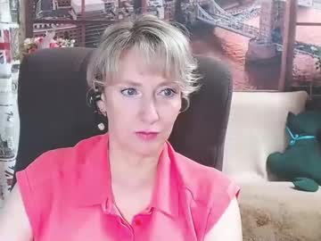 Silis44 Chaturbate stream image from February 19, 2025