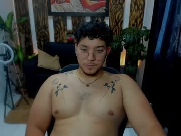 Austingregorf4f Chaturbate stream image from February 19, 2025