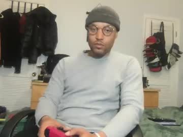 Dreamoflucy Chaturbate stream image from February 19, 2025