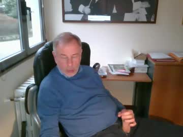 Hanscooper Chaturbate stream image from February 19, 2025
