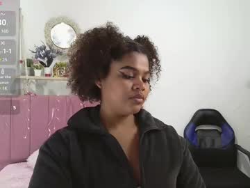 Isis_Beaumont Chaturbate stream image from February 19, 2025