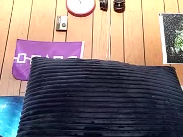 Prettysolidd7 Chaturbate stream image from February 19, 2025