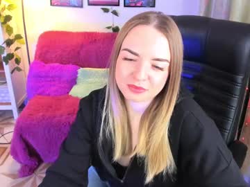 Roosewine Chaturbate stream image from February 19, 2025
