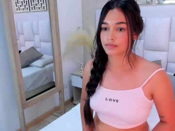 Anyely_Gray Chaturbate stream image from February 19, 2025