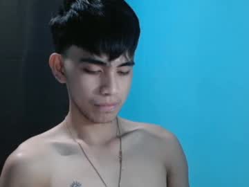 Callmehairyx Chaturbate stream image from February 19, 2025