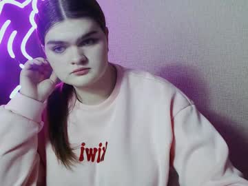 Dora_Candy_ Chaturbate stream image from February 19, 2025