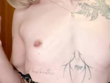 Ho1yh01e Chaturbate stream image from February 19, 2025