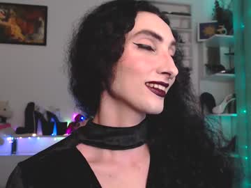Luxury_Mommy Chaturbate stream image from February 19, 2025