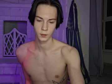 Meetmikee Chaturbate stream image from February 19, 2025