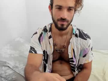 Morenofort3 Chaturbate stream image from February 19, 2025