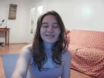 Sweetfaina Chaturbate stream image from February 19, 2025