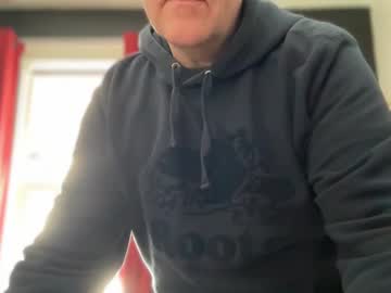 Wintyr Chaturbate stream image from February 19, 2025