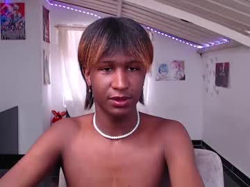 Angell_Dustt Chaturbate stream image from February 19, 2025