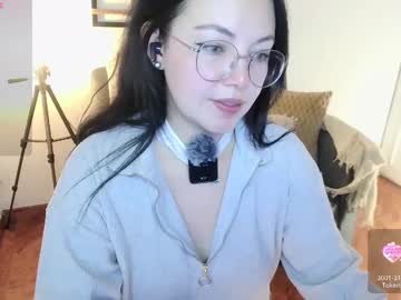 Annie_Swan_18 Chaturbate stream image from February 19, 2025