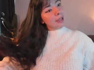 Hinnata69 Chaturbate stream image from February 19, 2025