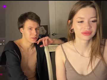 Holybabe342 Chaturbate stream image from February 19, 2025