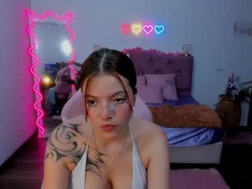 Kissi_Tay Chaturbate stream image from February 19, 2025